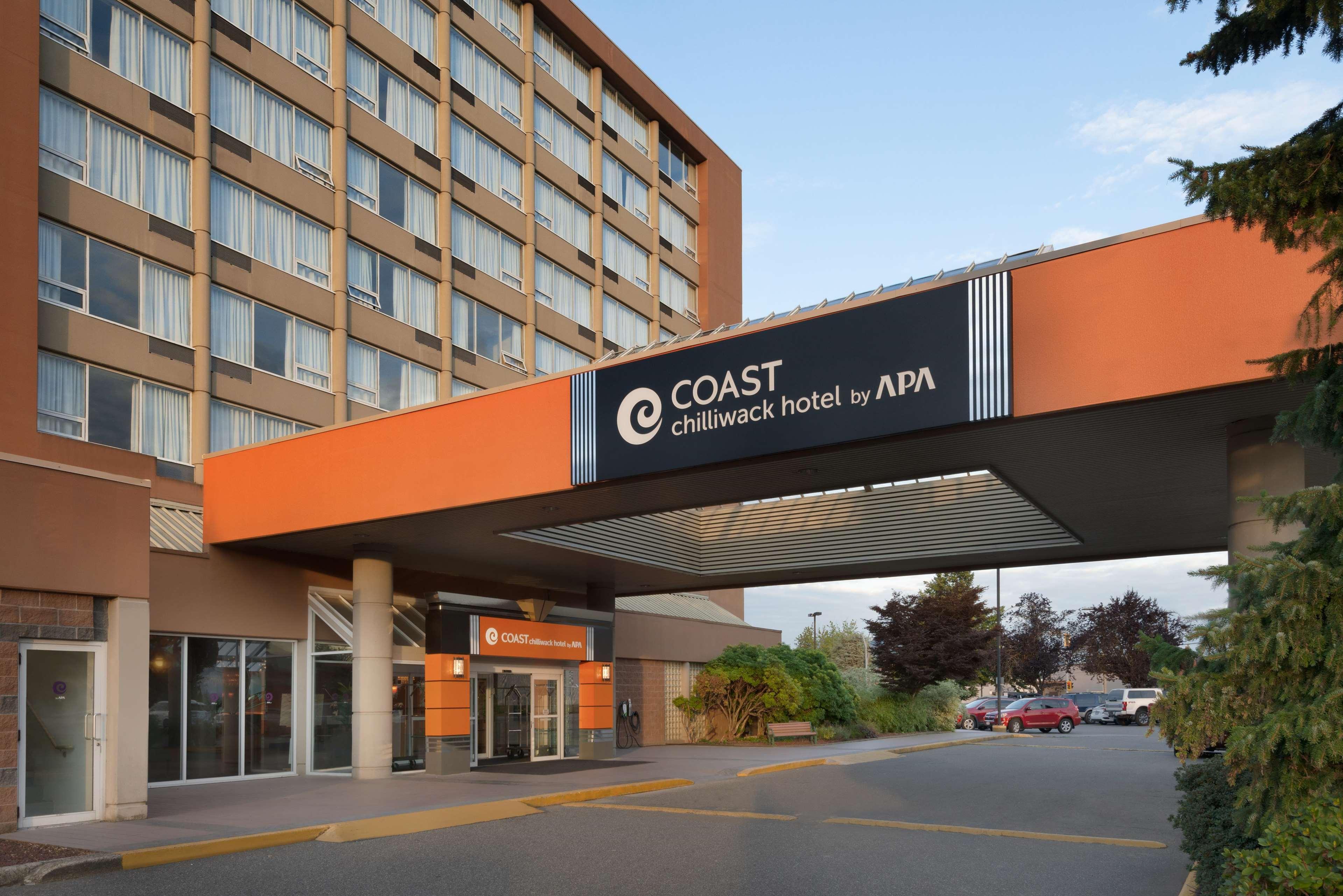 Coast Chilliwack Hotel By Apa Exterior photo