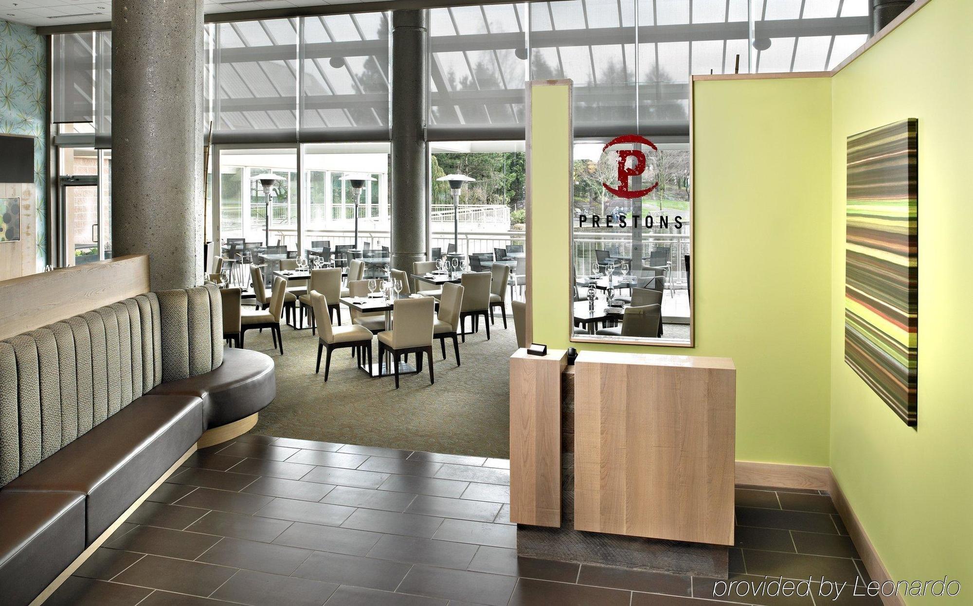 Coast Chilliwack Hotel By Apa Restaurant photo