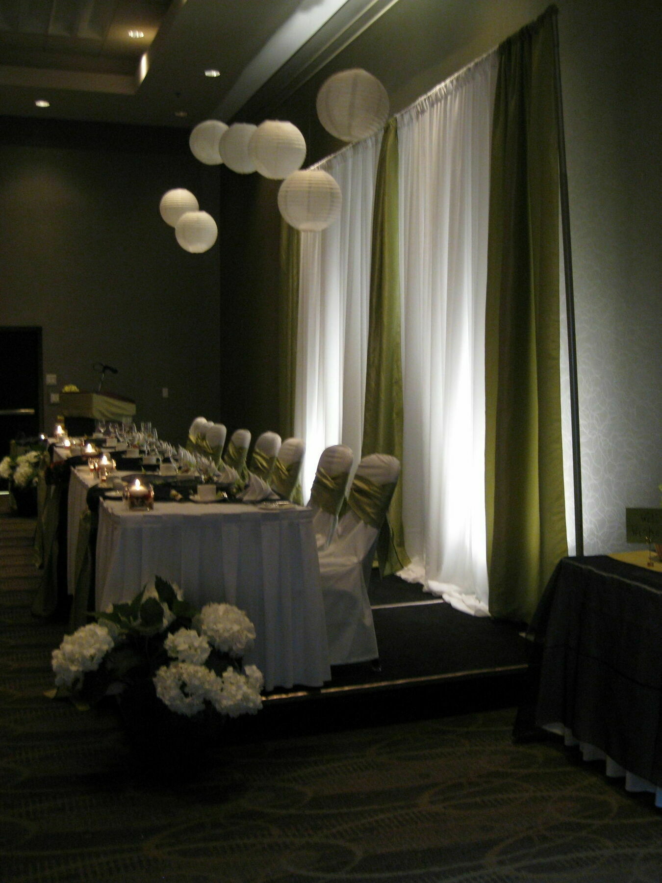 Coast Chilliwack Hotel By Apa Exterior photo